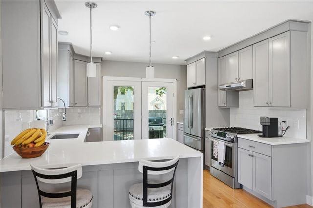 21 Chickatawbut Street 1, Boston, MA 02122