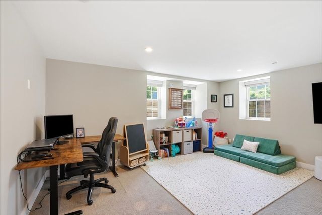 21 Chickatawbut Street 1, Boston, MA 02122