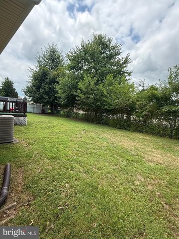4112 MIDWAY ST, Fredericksburg, VA 22408
