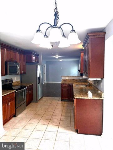 4112 MIDWAY ST, Fredericksburg, VA 22408