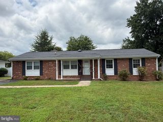 4112 MIDWAY ST, Fredericksburg, VA 22408