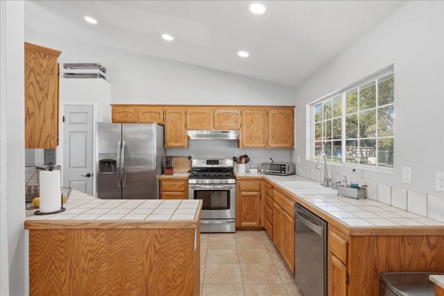 31562 Sioux Road, Coarsegold, CA 93614