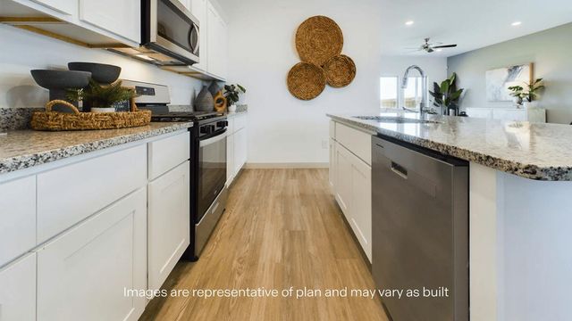 432 15th Street, Wolfforth, TX 79382