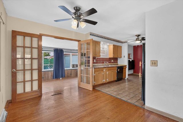 1617 Arbor Drive, Beloit, WI 53511