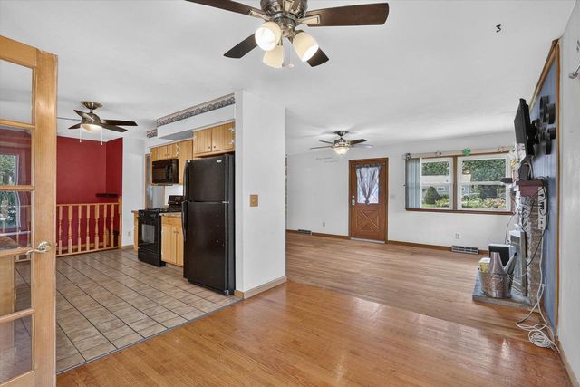 1617 Arbor Drive, Beloit, WI 53511