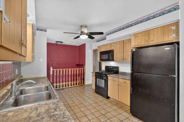 1617 Arbor Drive, Beloit, WI 53511