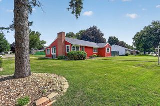 1617 Arbor Drive, Beloit, WI 53511