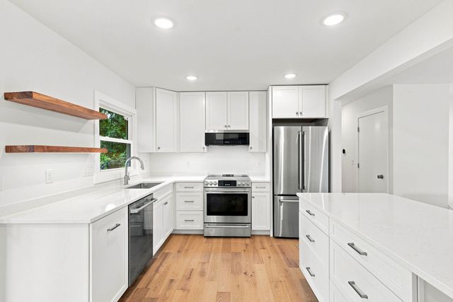 1161 Goodrich Avenue, Saint Paul, MN 55105