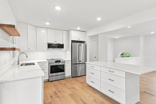 1161 Goodrich Avenue, Saint Paul, MN 55105