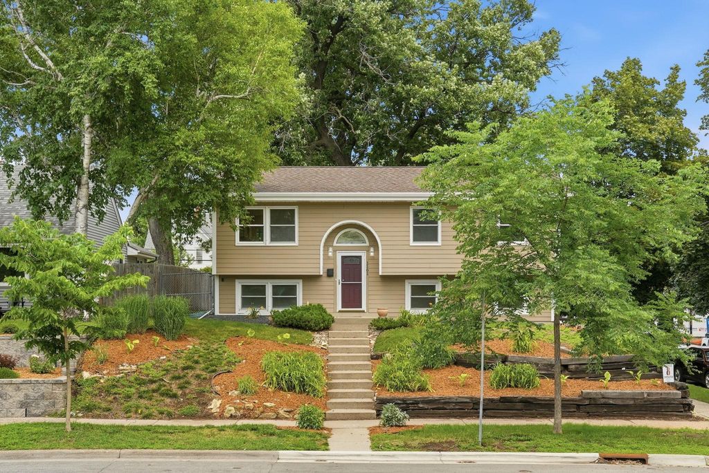 1161 Goodrich Avenue, Saint Paul, MN 55105 — photo 2