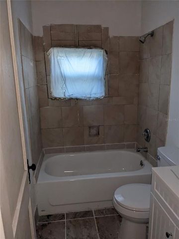 720 NW 34TH AVENUE, Gainesville, FL 32609