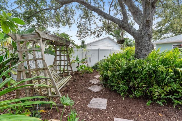 7208 POINTE WEST BOULEVARD, Bradenton, FL 34209