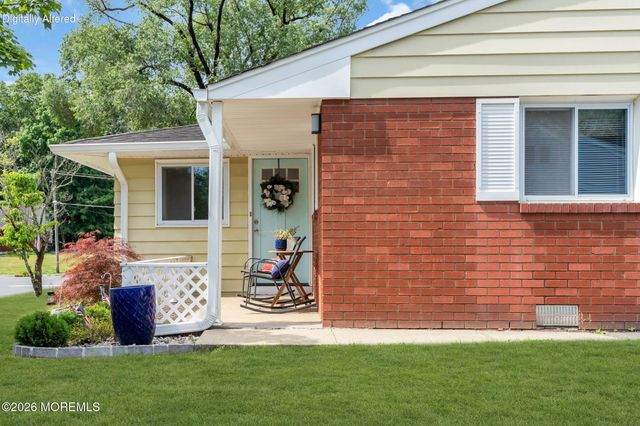 1 A Swallow Street, Manchester, NJ 08759