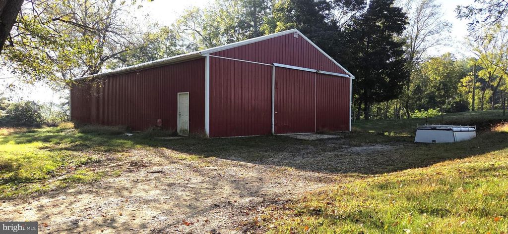 243 S LITTLE BRITAIN RD, Peach Bottom, PA 17563