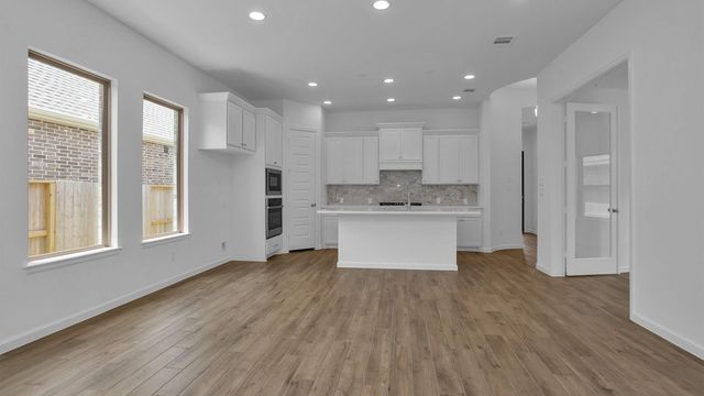 9015 Red Wolf Place, Manvel, TX 77583
