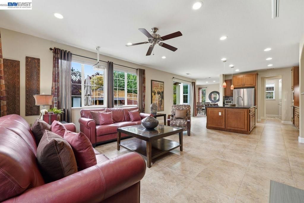 Image 11 of property listing at 2539 BRANDINI DRIVE, Dublin, CA 94568