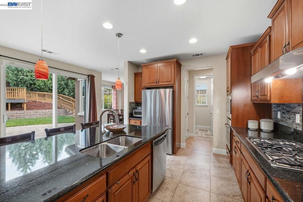 Image 17 of property listing at 2539 BRANDINI DRIVE, Dublin, CA 94568