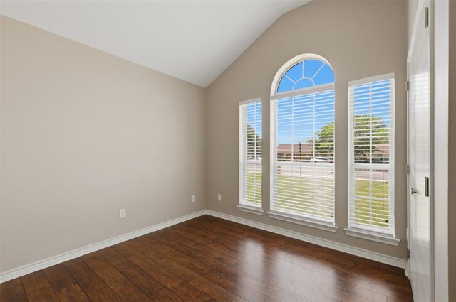 413 Brentwood Drive E, College Station, TX 77840