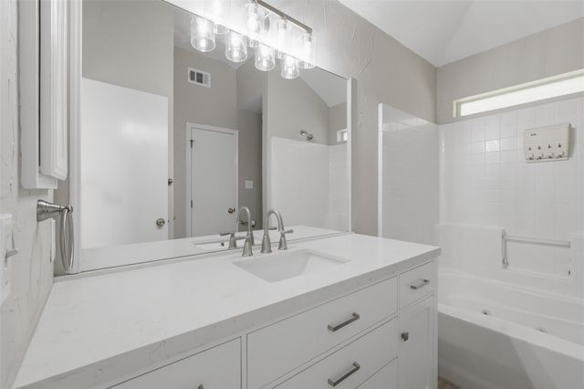 413 Brentwood Drive E, College Station, TX 77840
