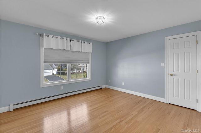 4 Gianna Court, Hauppauge, NY 11788