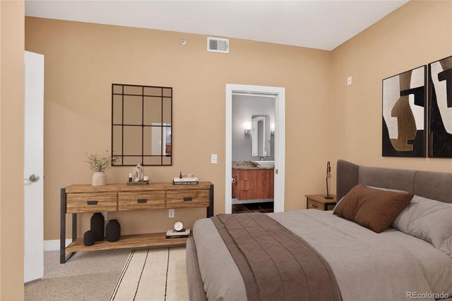 2240 N Clay Street 211, Denver, CO 80211