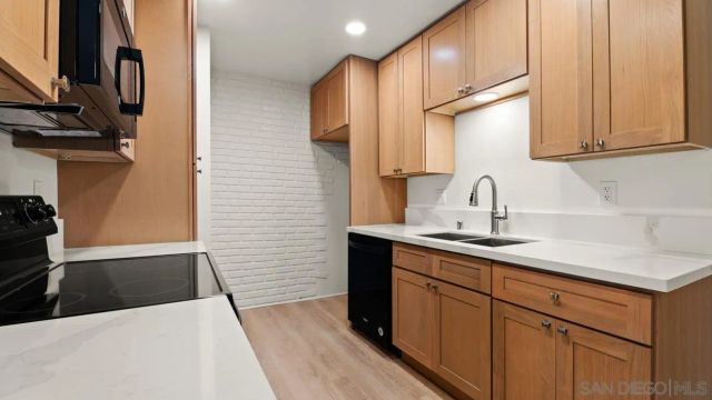 7806 Camino Tranquilo, San Diego, CA 92122