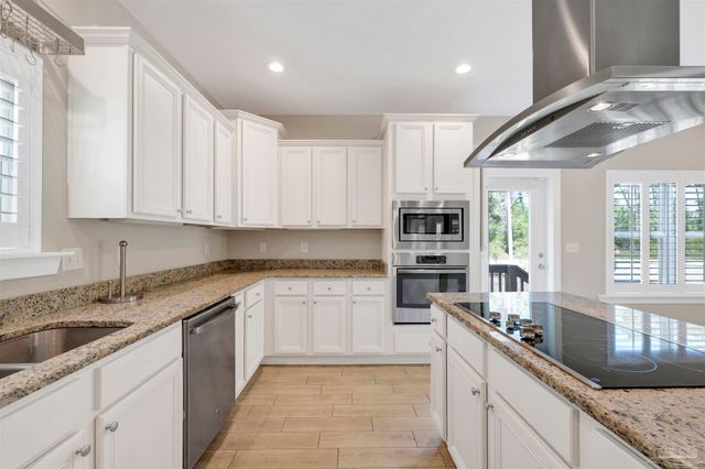 14395 Arborgate Dr, Pensacola, FL 32507