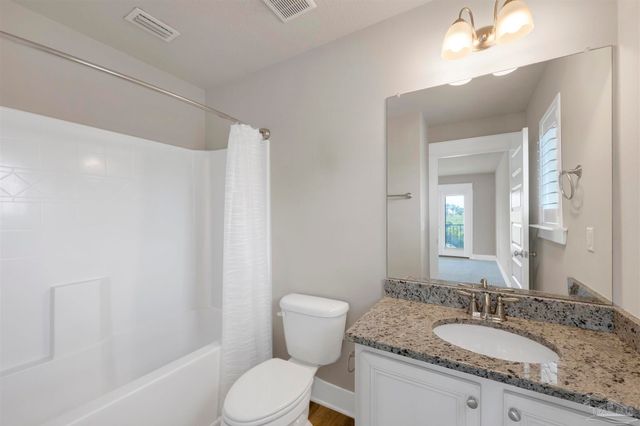 14395 Arborgate Dr, Pensacola, FL 32507