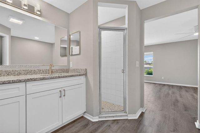409 NE 25th Ter, Cape Coral, FL 33909