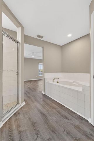 409 NE 25th Ter, Cape Coral, FL 33909