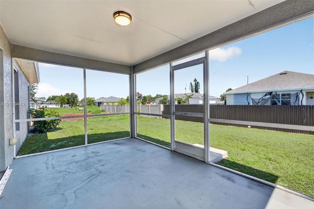 409 NE 25th Ter, Cape Coral, FL 33909