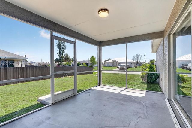 409 NE 25th Ter, Cape Coral, FL 33909