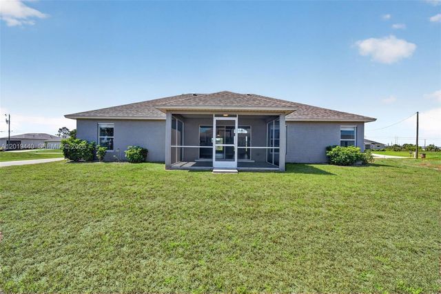 409 NE 25th Ter, Cape Coral, FL 33909