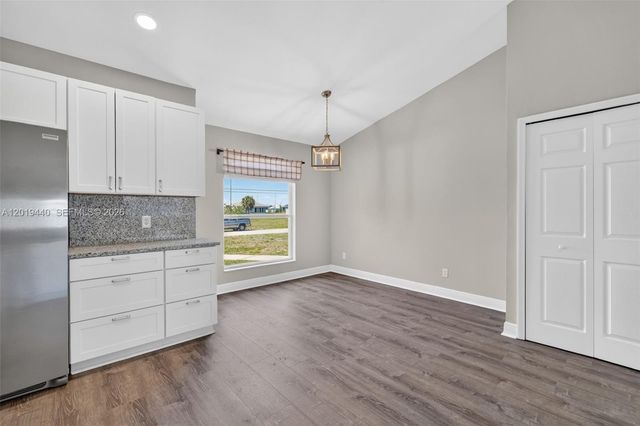 409 NE 25th Ter, Cape Coral, FL 33909