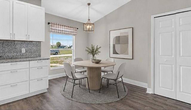409 NE 25th Ter, Cape Coral, FL 33909
