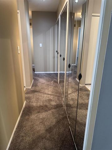 30220 Southfield Road Unit: 243, Southfield, MI 48076