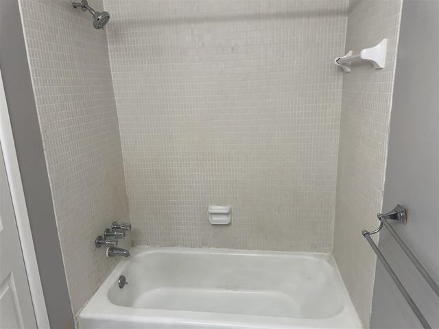 30220 Southfield Road Unit: 243, Southfield, MI 48076