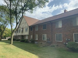 30220 Southfield Road Unit: 243, Southfield, MI 48076