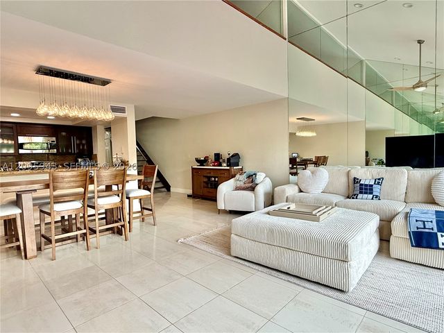 8880 SW 133rd Pl E, Miami, FL 33186