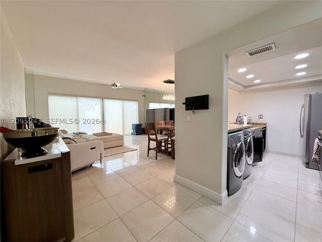 8880 SW 133rd Pl E, Miami, FL 33186