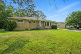 5521 Pierce Street, Merrillville, IN 46410
