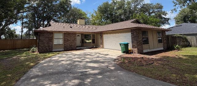 854 HUMPHREY BOULEVARD, Deltona, FL 32738