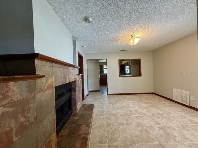 854 HUMPHREY BOULEVARD, Deltona, FL 32738