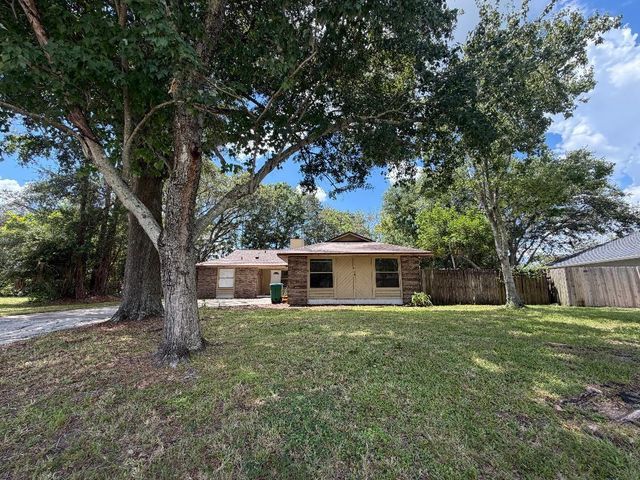 854 HUMPHREY BOULEVARD, Deltona, FL 32738