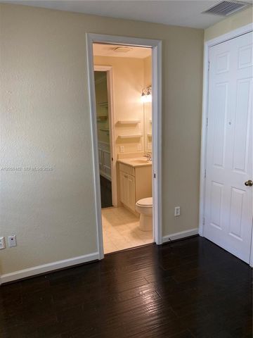 7888 SW 195 Terrace 7888, Cutler Bay, FL 33157