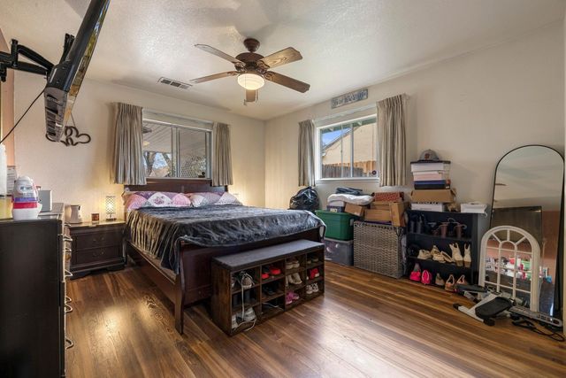 381 Wallis Ave, Gustine, CA 95322