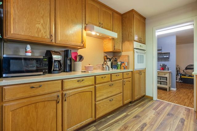 381 Wallis Ave, Gustine, CA 95322