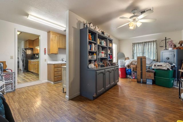 381 Wallis Ave, Gustine, CA 95322