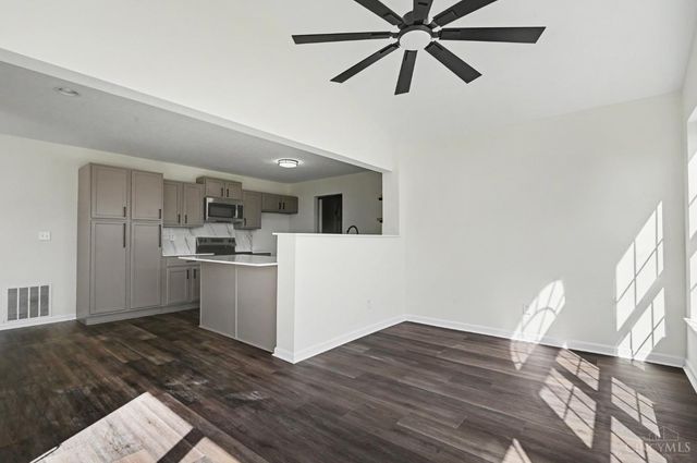 222 Indian Lake Drive, Hamilton Twp, OH 45039