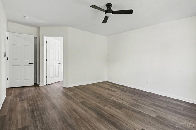 222 Indian Lake Drive, Hamilton Twp, OH 45039